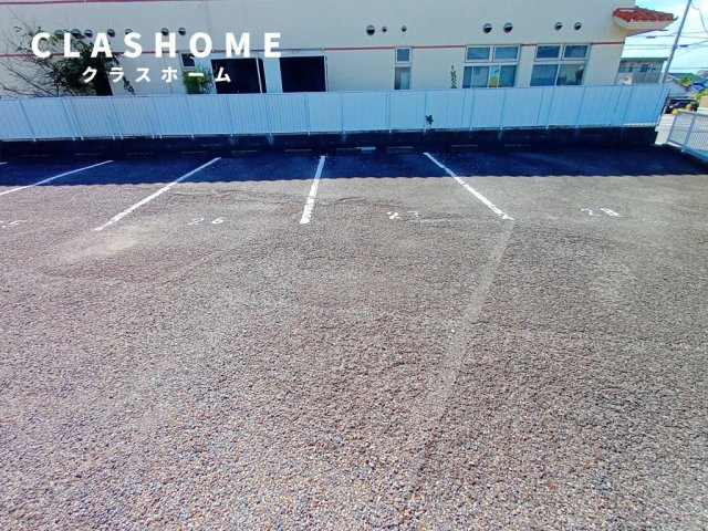 悠々荘　　　刈谷市近郊の賃貸はクラスホームの駐車場