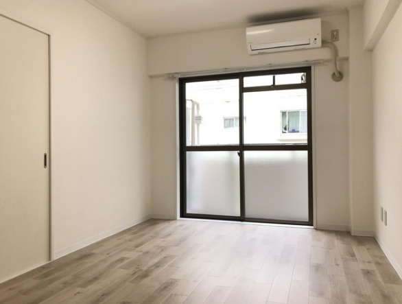 TMグリーン東邦　TVドアフォン　駐輪場無料　バルコニーの居間・リビング