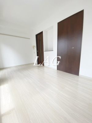 【居間・リビング】 | アクシーズグランデ高鼻町 | 洋室のお部屋です。