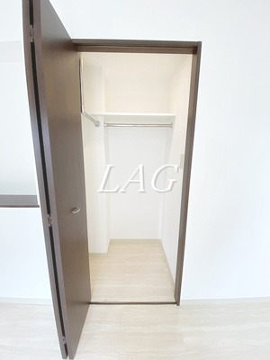 【収納】 | アクシーズグランデ高鼻町 | ウォークインクローゼットです。