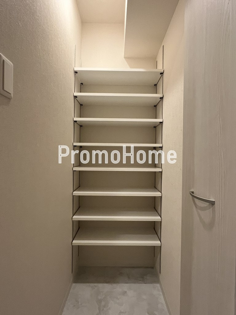 JPT RESIDENCE の収納