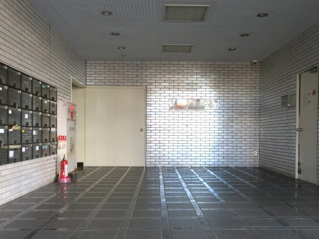 グランデール緑園のロビー|※実際の使用状況とは異なります(現況優先)