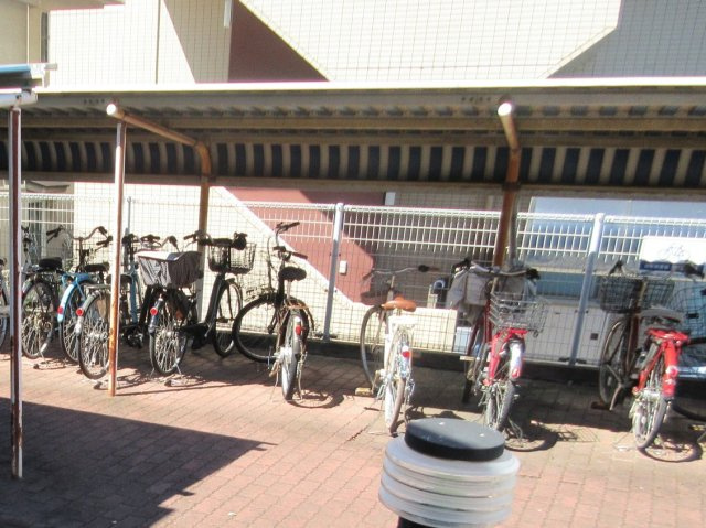 グランデール緑園のその他共用部分|駐輪場　※実際の使用状況とは異なります(現況優先)