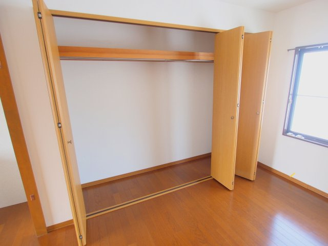 中田ビルの収納