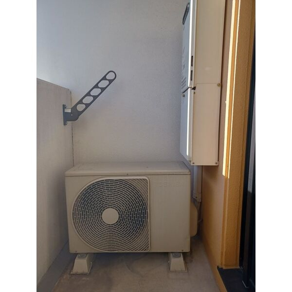 アーデン東別院のバルコニー