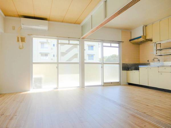 ビレッジハウス三草2号棟の居間・リビング|ビレッジハウスの同一物件・同一タイプの間取りの写真です