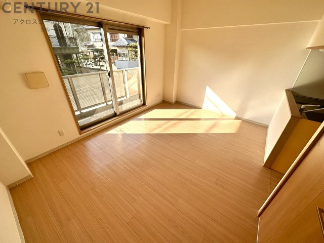 カウンターキッチンのあるリビングです♪