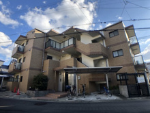 ハイエース中堂の画像