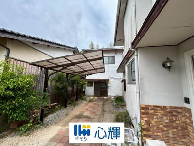 【駐車場】 | 美祢市大嶺町中古住宅／2階建