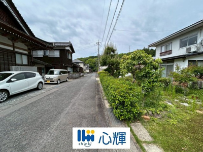 【前面道路含む現地写真】 | 美祢市大嶺町中古住宅／2階建