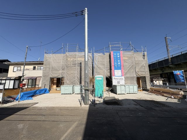 【Cradle Garden】下野市下古山 第6　全2邸の外観|〇2号棟　只今建築中〇
車の出し入れも楽々な南面道路で、ゆとりの暮らし♪月々6万円台～購入可！
今の家賃並みの返済で新築一戸建てが叶うチャンス♪
無理のない資金計画で、資産となるマイホームを。
