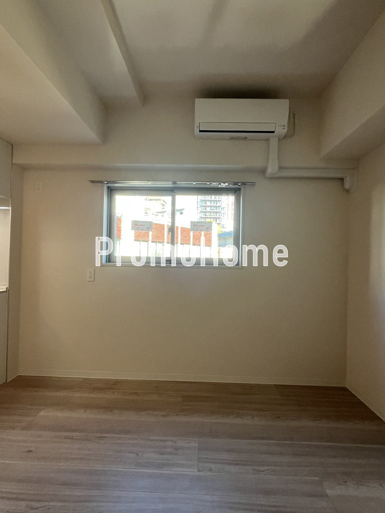 JPT RESIDENCE の居間・リビング