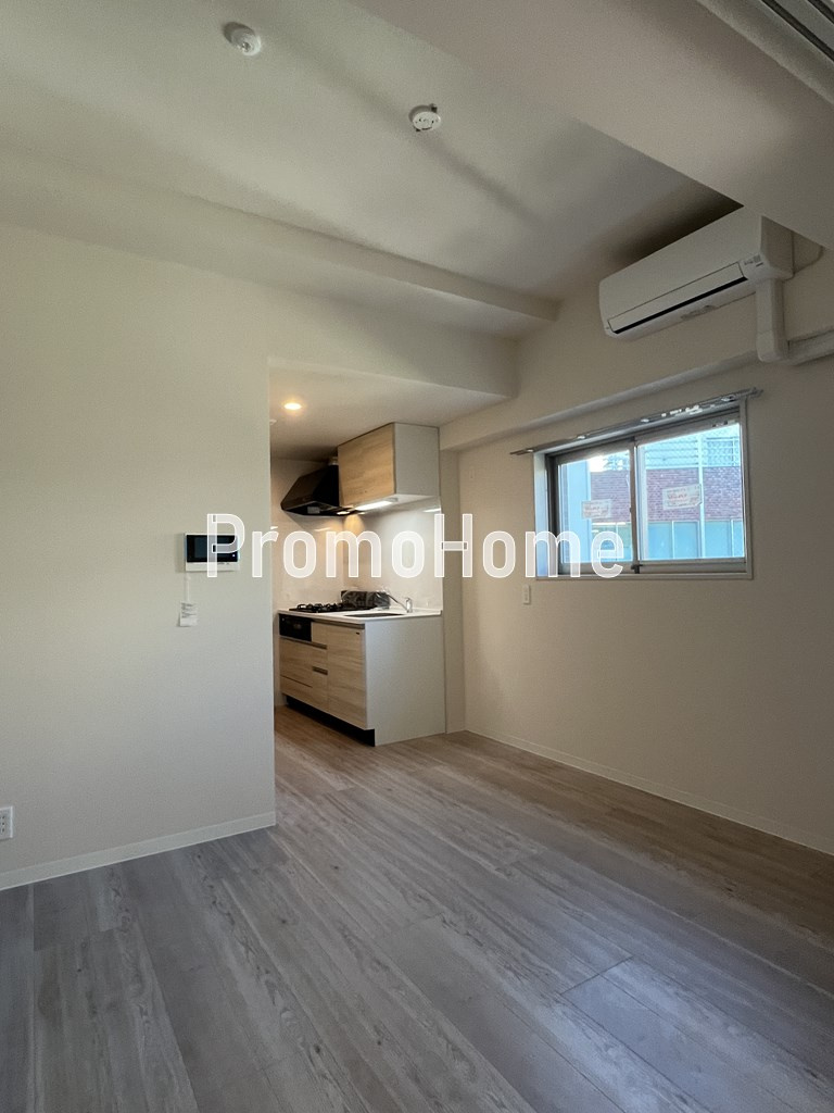 JPT RESIDENCE の居間・リビング