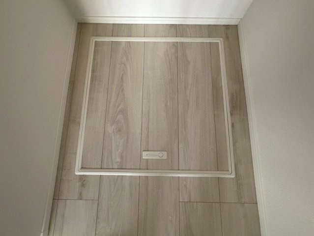 川口市八幡木7期　新築一戸建て　2号棟の内装|床下収納