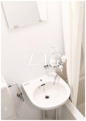 【洗面所】 | ロードビジネスビル別館 | 洗面台です。