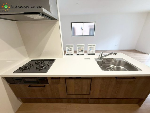 上尾市浅間台2期　新築戸建　Terrechez01のキッチン