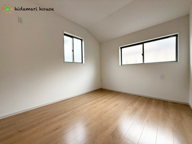 上尾市浅間台2期　新築戸建　Terrechez01の子供部屋|２階洋室：5.2帖