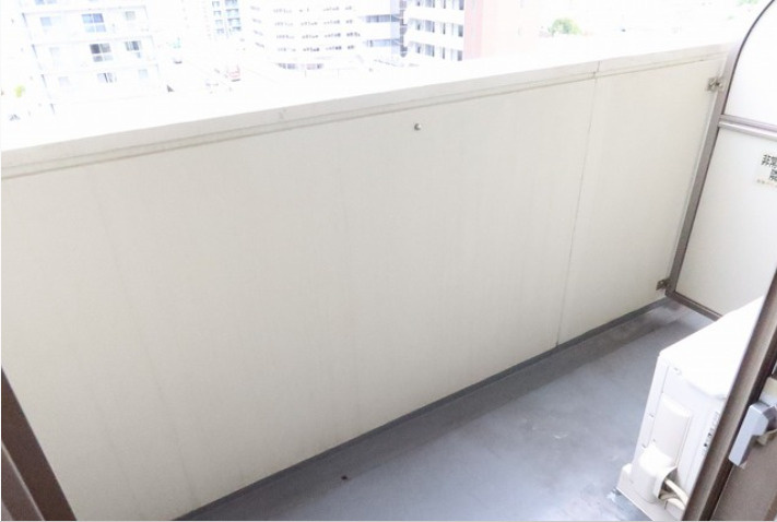 HF駒沢公園レジデンスTOWER　駅近　礼金0　オール電化　高層階のバルコニー