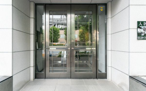 パレステュディオ本郷後楽園のエントランス