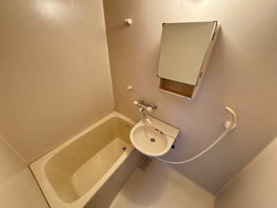 【浴室】 | ドマーニ