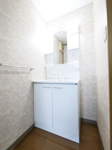 ピア・ウィステリアの独立洗面台