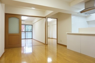 【居間・リビング】 | 桜台サンライトマンション | 11.7帖のきれいなLDK。