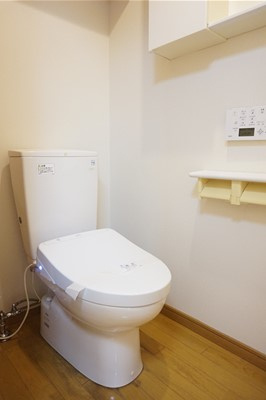 【トイレ】 | 桜台サンライトマンション | 温水洗浄便座。