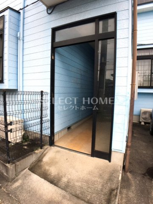 【エントランス】 | エクセレンス石神 | 清潔なエントランスです