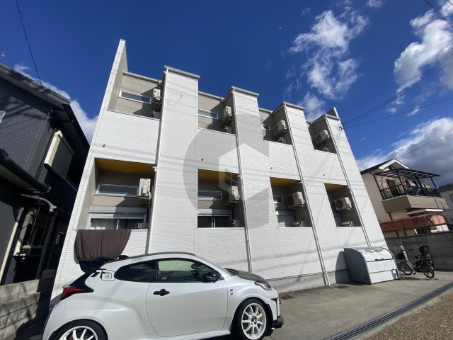 東大阪市金岡４丁目のアパート