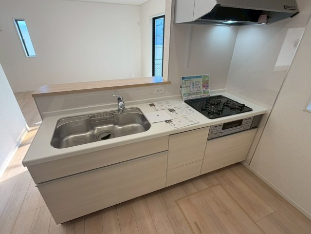 川口市八幡木第５　新築一戸建て　1号棟のキッチン|きれいなキッチンです