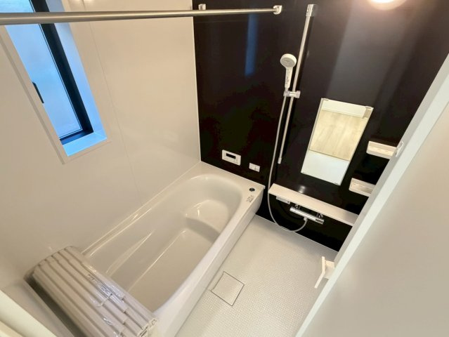 川口市八幡木第５　新築一戸建て　1号棟の浴室|お風呂で日々の疲れを落としましょう