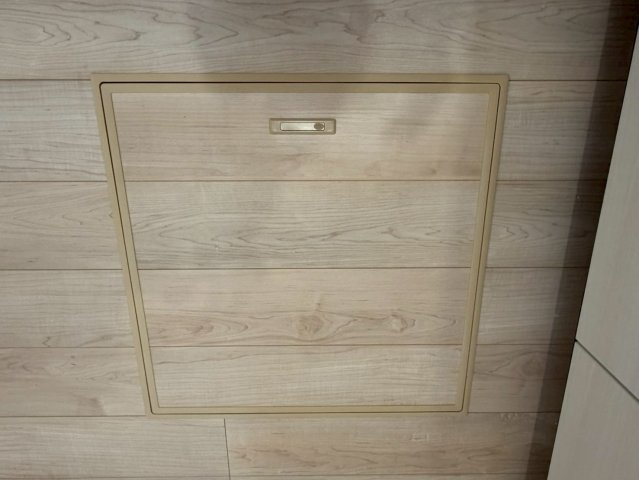 川口市八幡木第５　新築一戸建て　1号棟の内装|床下収納