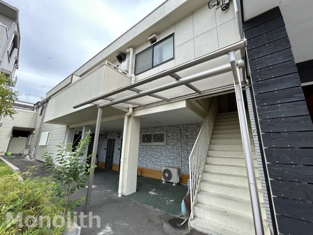 和泉市唐国町１丁目の賃貸マンションの外観