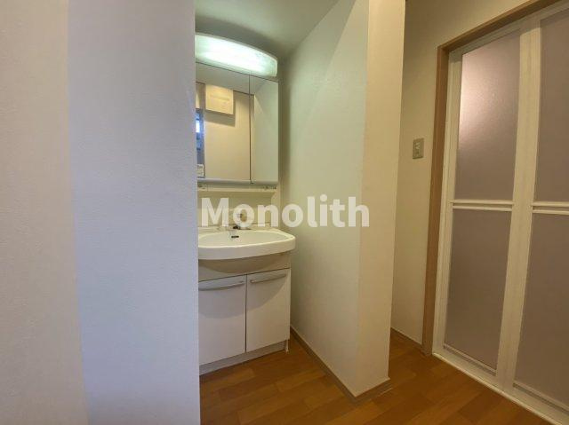 和泉市唐国町１丁目の賃貸マンションの独立洗面台