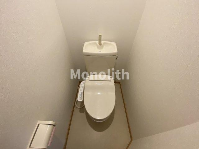 和泉市唐国町１丁目の賃貸マンションのトイレ