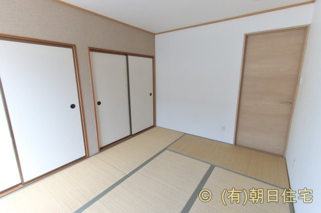 メゾン堀向の和室