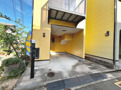 【駐車場】 | 北野田　中古戸建 | 現地見学当日から承っております♪現地周辺の環境や、駅までの道のりなど周辺環境も合わせてご確認いただき、ぜひご検討ください！