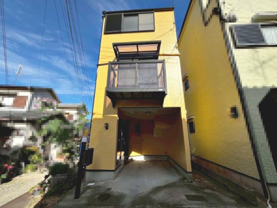 【外観】 | 北野田　中古戸建 | シャンプードレッサー新調！キレイな洗面台で朝から気持ちをシャキッとしますね♪