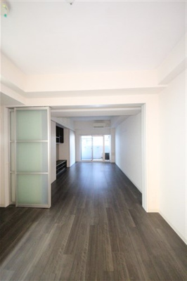 【洋室】 | プレサンス堺筋本町駅前