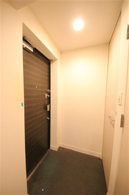 【玄関】 | プレサンス堺筋本町駅前