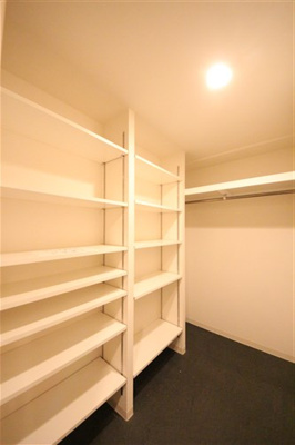 【収納】 | プレサンス堺筋本町駅前