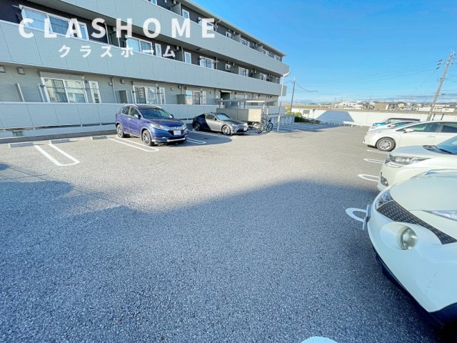 スクエア新富　　　刈谷市の賃貸ならクラスホーム刈谷店の駐車場