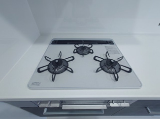 【キッチン】 | フォレストレイクひばりが丘N棟 | 3口コンロ