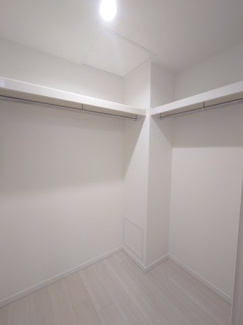 【収納】 | フォレストレイクひばりが丘N棟 | 洋室1（約8.0帖）ウォークインクローゼット