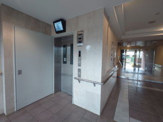 【エントランス】 | フォレストレイクひばりが丘N棟 | エレベーター