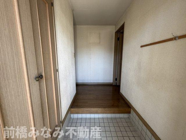 【中古】前橋市下大島町　２LDKの玄関|落ち着いた玄関です