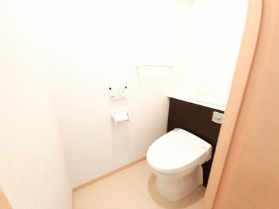 【トイレ】 | ミカーレ・トーゲン