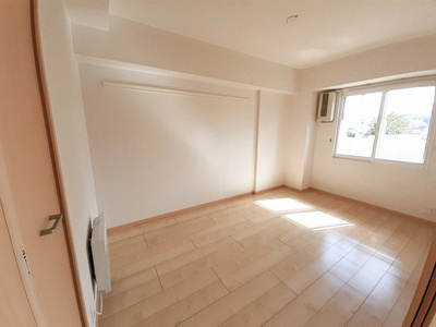 【内装】 | ミカーレ・トーゲン