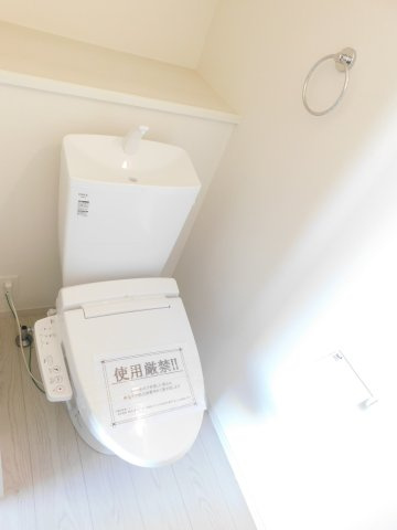 名古屋市中川区打中２丁目の新築一戸建のトイレ|◇トイレ◇　　１・２階シャワートイレ　節水タイプ