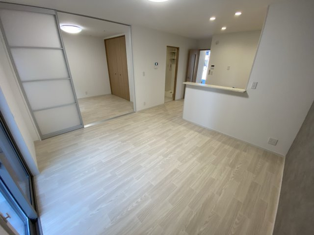 グランボナールB棟の居間・リビング